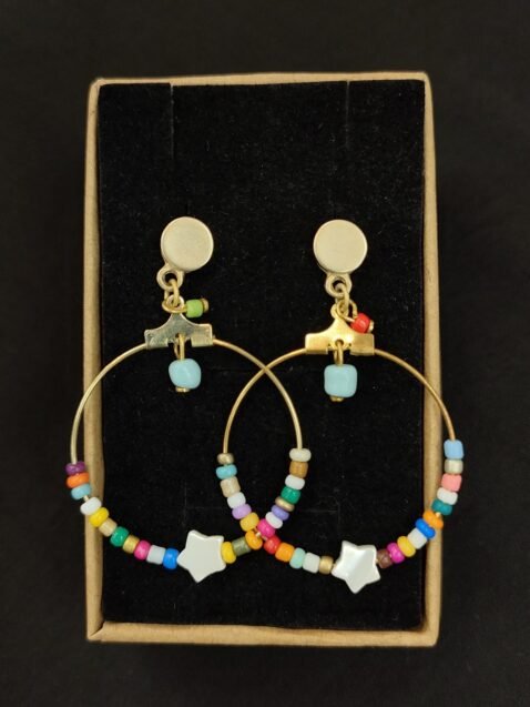 PENDIENTES ARO MULTICOLOR PIEDRA AZUL CONCHA PI
